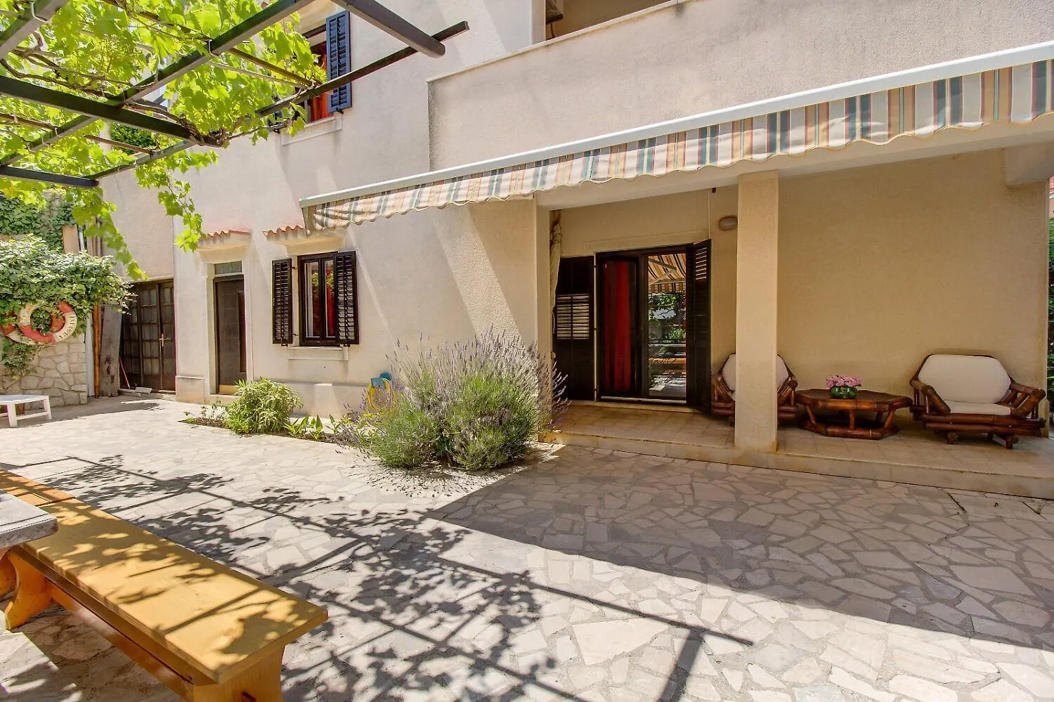 Apartments Eli