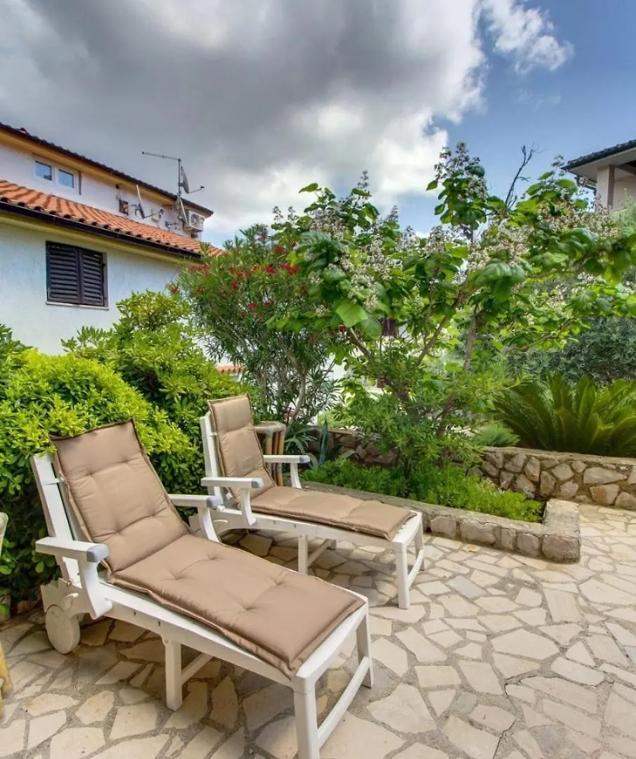Apartments Eli Mali Lošinj